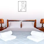 Garden Retreat Near Ancient Messene Appartement