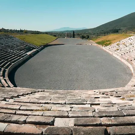 Garden Retreat Near Ancient Messene דירה Valíra