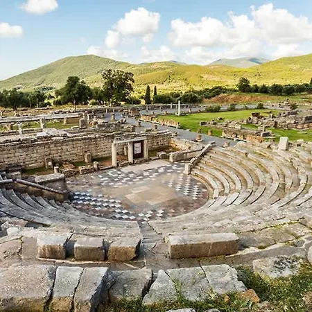 Apartment Garden Retreat Near Ancient Messene Valira
