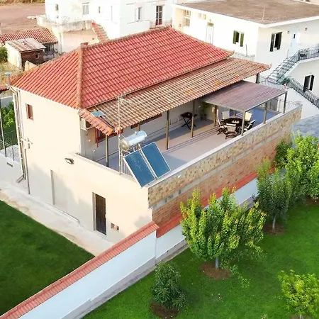 Apartment Garden Retreat Near Ancient Messene *