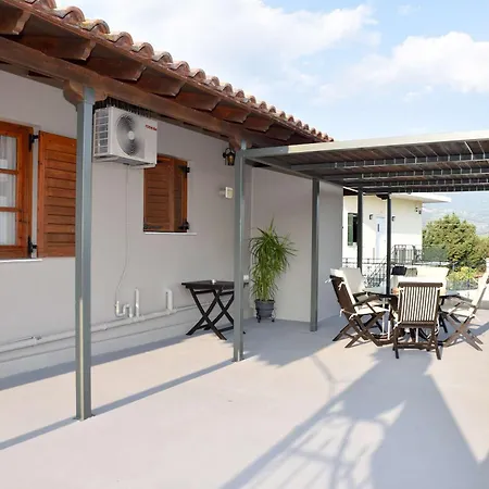 Apartment Garden Retreat Near Ancient Messene Valíra