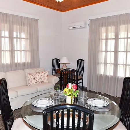 Garden Retreat Near Ancient Messene