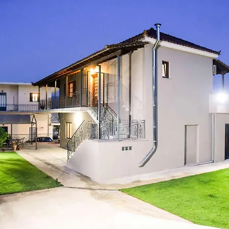 Garden Retreat Near Ancient Messene