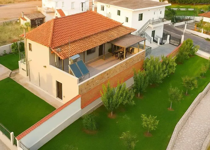 Garden Retreat Near Ancient Messene דירה *