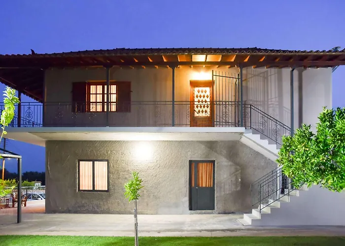 Garden Retreat Near Ancient Messene *